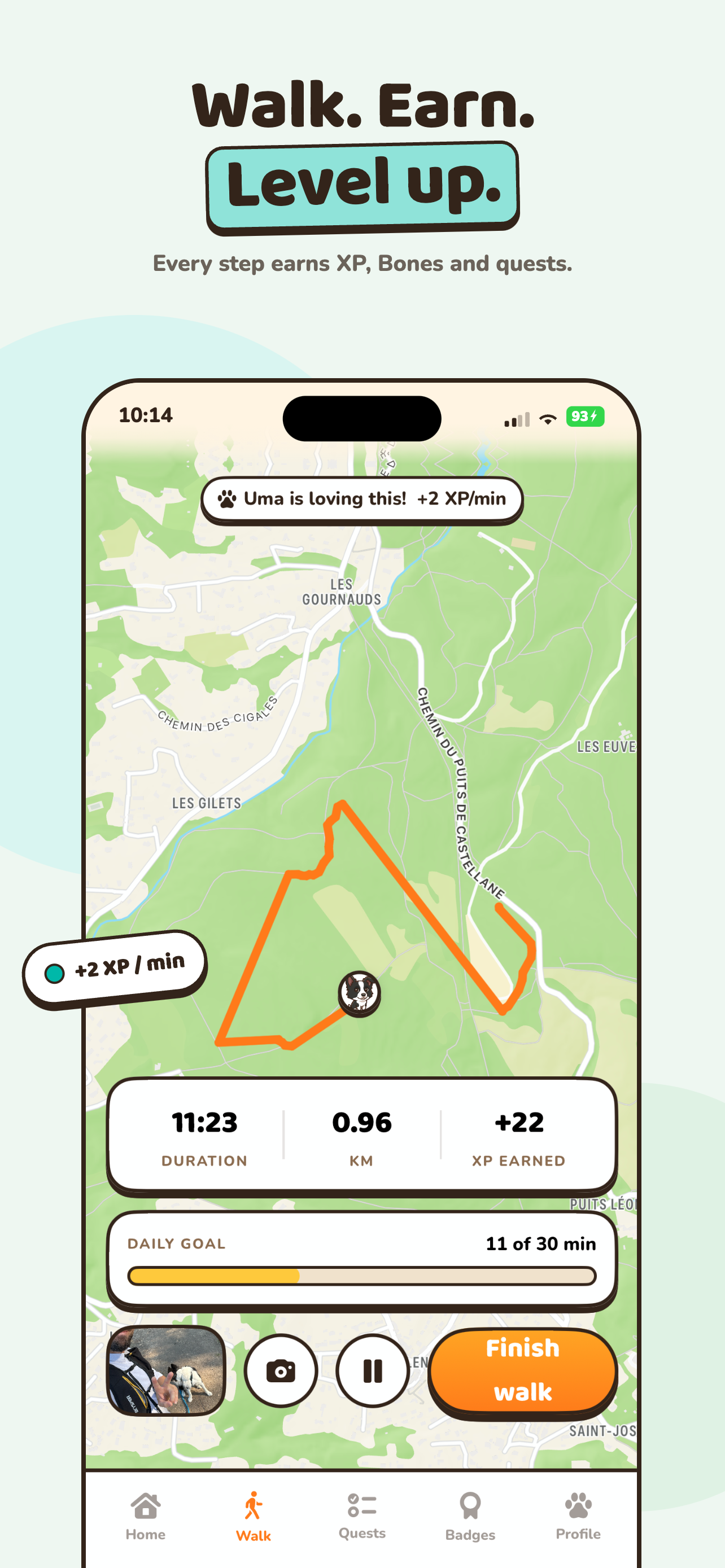 Woofit active walk screen with live time, distance and the next goal